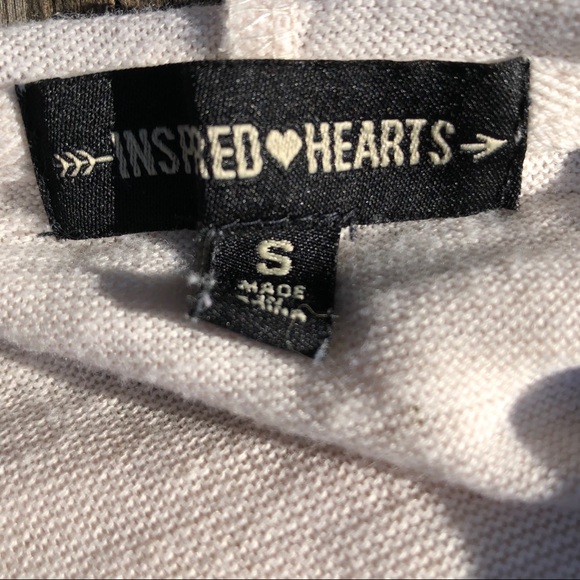 ☀️☀️☀️ 4/$20 Inspired Hearts cropped sweatshirt - Picture 5 of 5